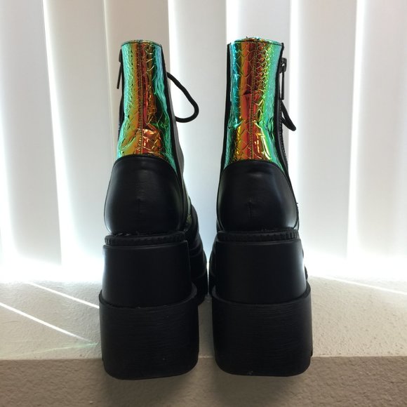 PRE LOVED - Radioactive Platform Boots BLK/7 - SH260 - Picture 4 of 11
